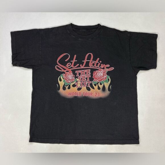 Set Active World Tour 23 Flames Rose Graphic T-Shirt Women XS Oversized Black - Picture 1 of 5